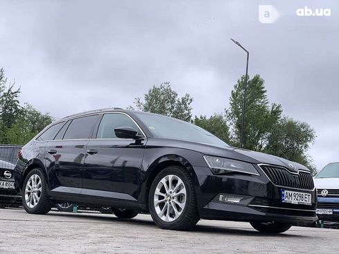 Skoda Superb 2016 - фото 7