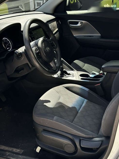 Kia Niro 2017 - фото 7