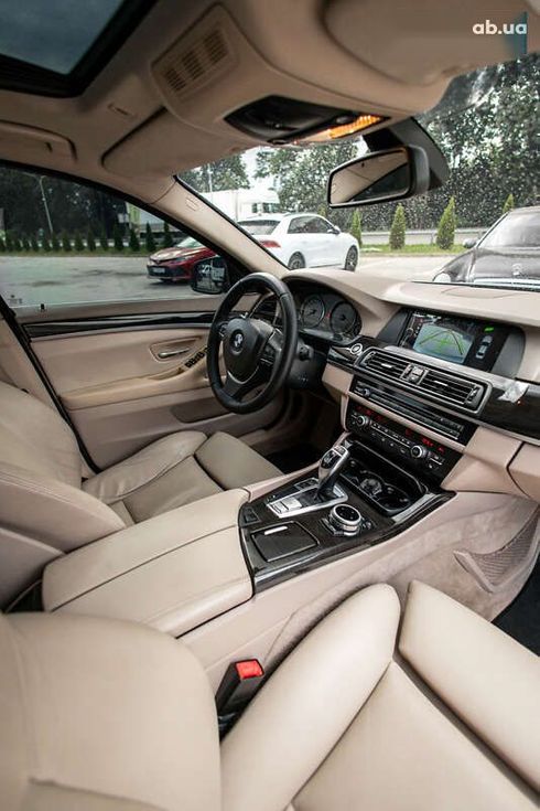BMW 5 серия 2011 - фото 10