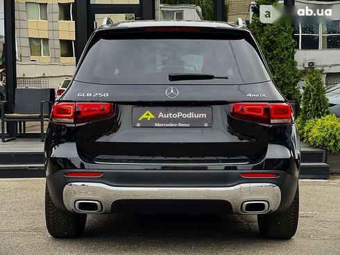 Mercedes-Benz GLB-Класс 2019 - фото 13