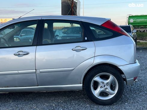 Ford Focus 2001 серый - фото 5