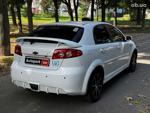 Chevrolet Lacetti 2008 белый - фото 6