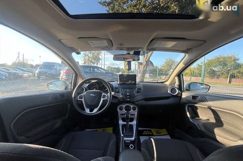 Ford Fiesta 2017 - фото 23