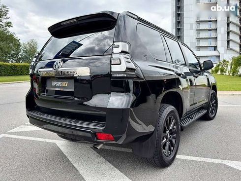 Toyota Land Cruiser Prado 2021 - фото 18