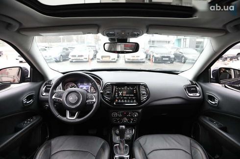 Jeep Compass 2020 - фото 11