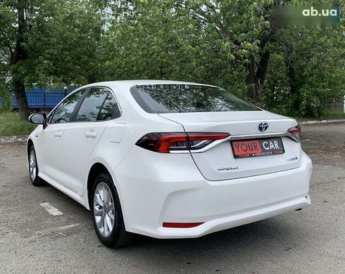 Toyota Corolla 2020 - фото 19