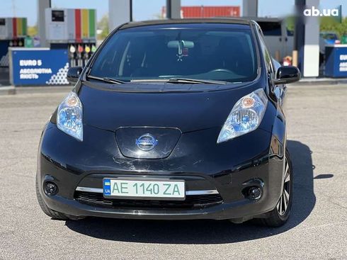 Nissan Leaf 2013 - фото 2