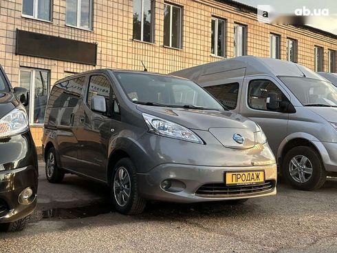 Nissan e-NV200 2017 - фото 2