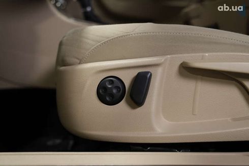 Volkswagen Passat 2013 - фото 23