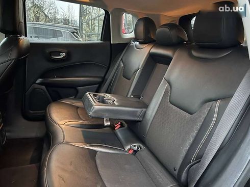 Jeep Compass 2021 - фото 21