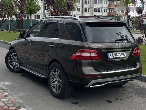 Mercedes-Benz M-Класс 2012 - фото 6