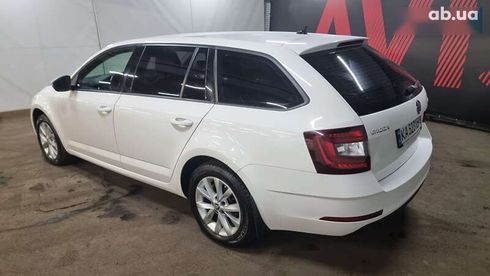 Skoda Octavia 2019 - фото 4