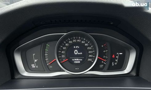 Volvo V60 2013 - фото 16