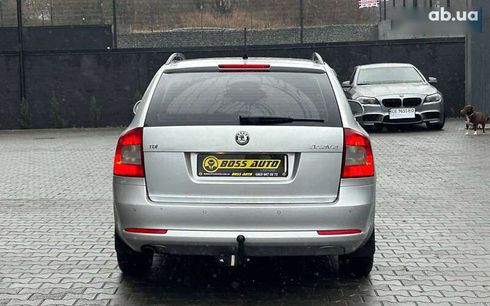 Skoda Octavia 2011 - фото 5