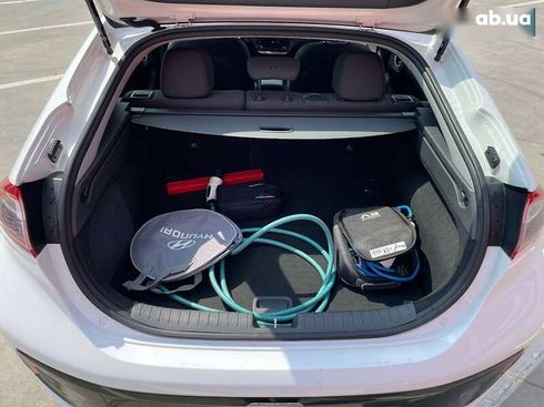 Hyundai Ioniq 2018 - фото 16