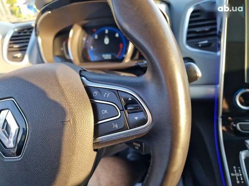 Renault Espace 2015 - фото 30