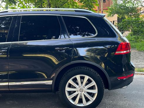 Volkswagen Touareg 2011 черный - фото 43