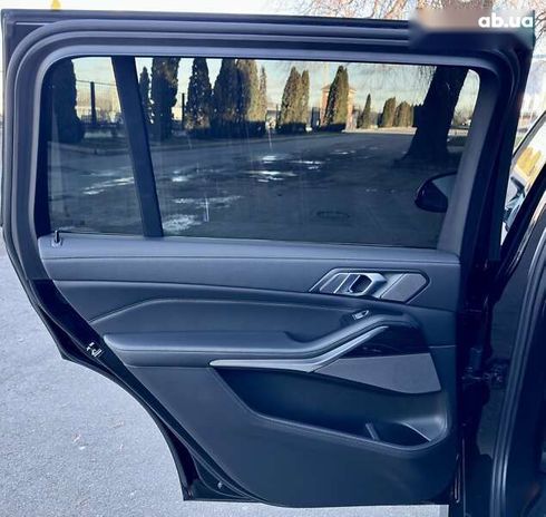 BMW X7 2023 - фото 20