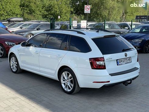 Skoda Octavia 2018 - фото 21
