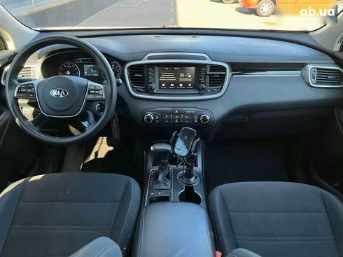 Kia Sorento 2019 - фото 24