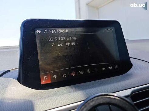 Mazda 3 2017 - фото 20