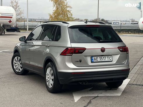 Volkswagen Tiguan 2017 - фото 8