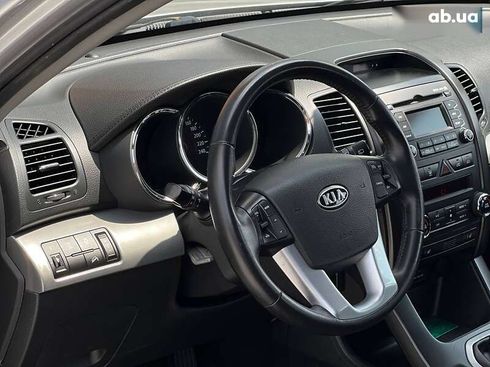 Kia Sorento 2010 - фото 24