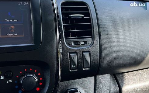 Opel Vivaro 2016 - фото 23