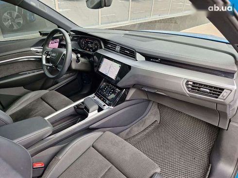 Audi E-Tron 2020 - фото 9