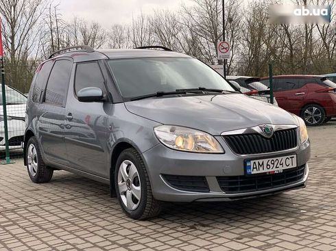 Skoda Roomster 2011 - фото 9