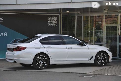 BMW 5 серия 2018 - фото 4