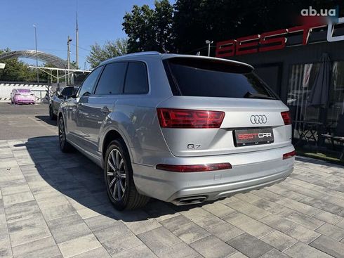 Audi Q7 2018 - фото 17