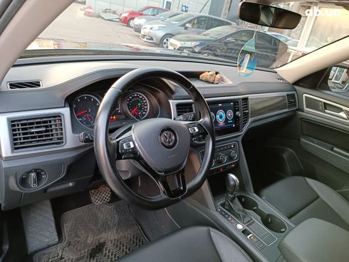 Volkswagen Atlas 2018 черный - фото 20