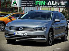 Продаж вживаних Volkswagen Passat 2017 року - купити на Автобазарі
