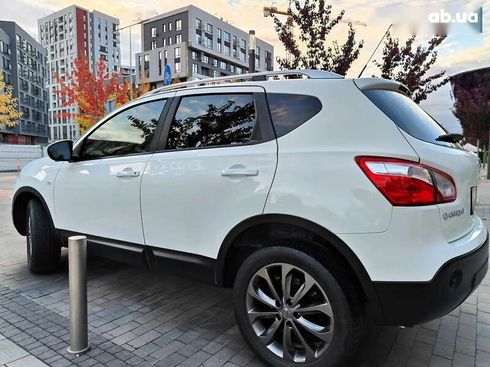 Nissan Qashqai 2012 - фото 14
