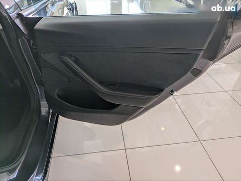 Tesla Model 3 2020 - фото 17