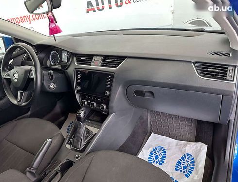 Skoda Octavia 2019 - фото 7