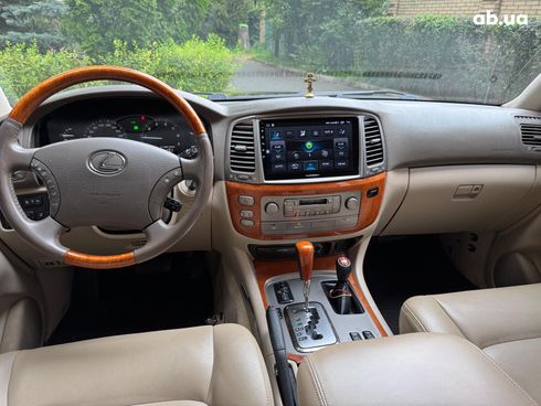 Lexus LX 2004 черный - фото 17