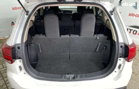 Mitsubishi Outlander 2020 - фото 7