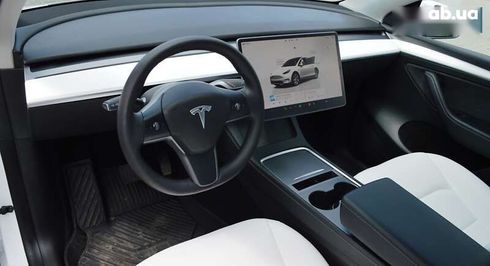 Tesla Model Y 2022 - фото 17