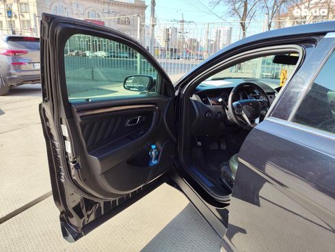 Ford Taurus 2016 черный - фото 16