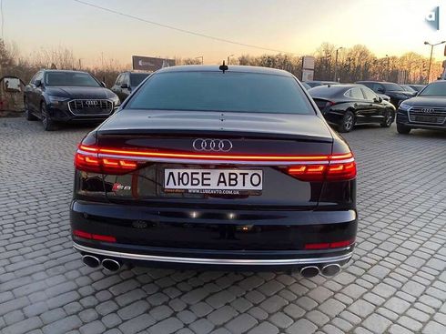 Audi S8 2019 - фото 6