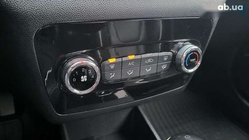 JAC S2 2018 - фото 4