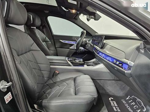 BMW 7 серия 2023 - фото 25