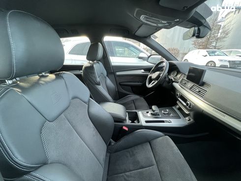 Audi Q5 2021 - фото 25