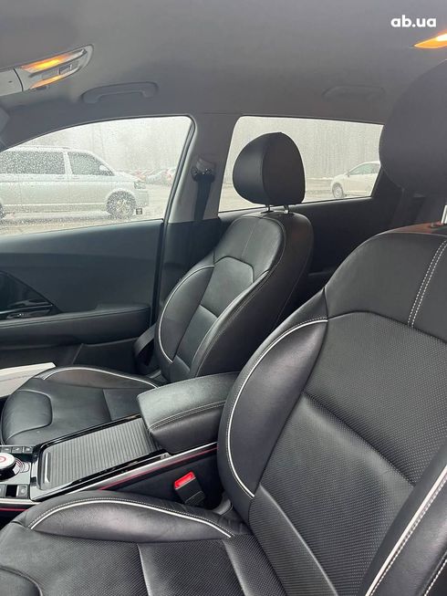 Kia Niro EV 2019 серый - фото 18