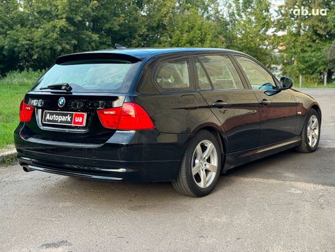 BMW 3 серия 2010 черный - фото 7