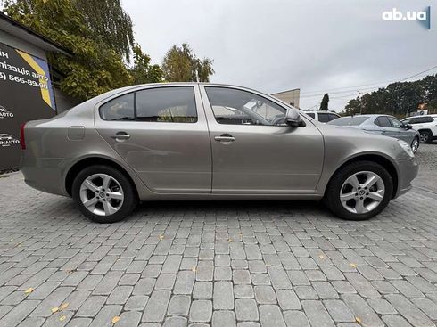 Skoda Octavia 2009 - фото 17