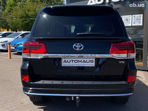 Toyota Land Cruiser 2020 - фото 7