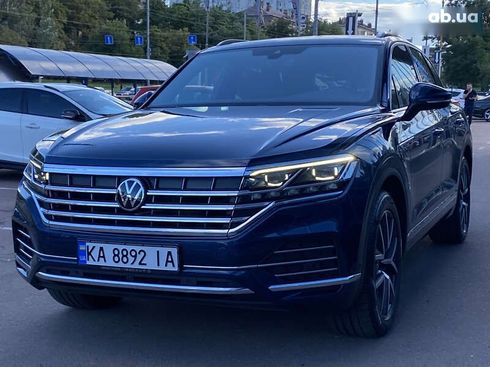 Volkswagen Touareg 2022 - фото 2